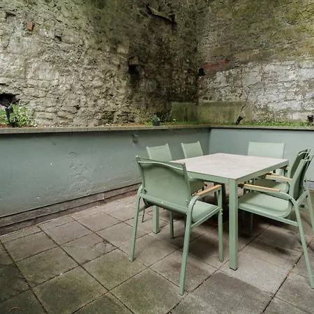 Madison House 3*