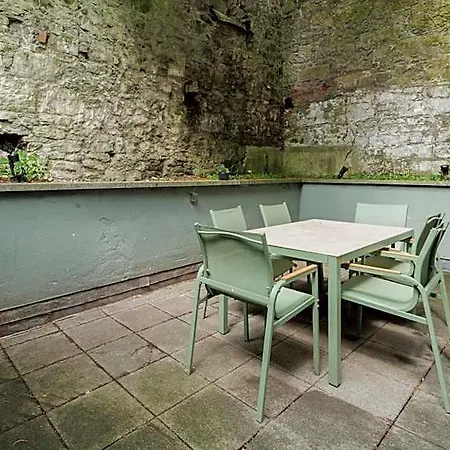 Madison House 3* Galway