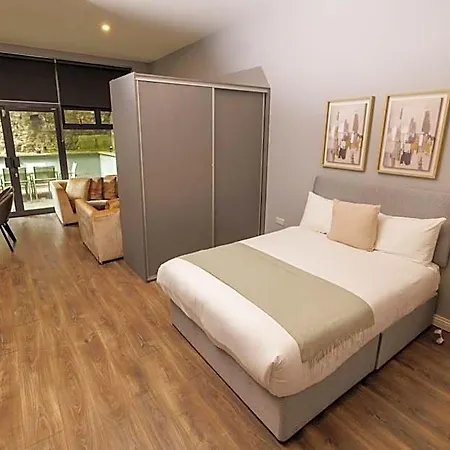 Madison House Guest house